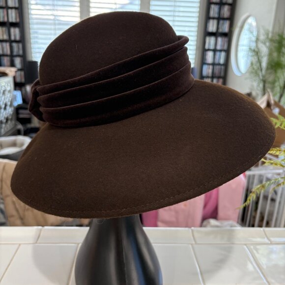 Gilded Age Vintage Fashion – Laura Ashley Brown Felt & Velvet Hat - Picture 3 of 6